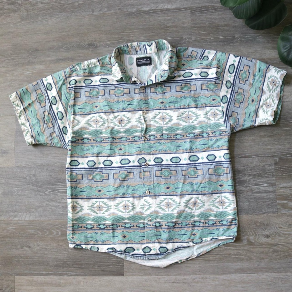 MAXX FM vintage aztec 80's style button down shirt